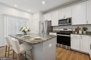 7826 Wolf Run Ln, Severn, MD 21144 - Photo 4