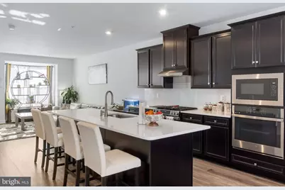 7932 Tanbridge Ln, Pasadena, MD 21122 - Photo 12