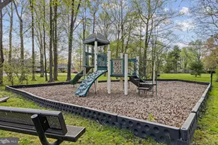 1100 S River Landing Rd, Edgewater, MD 21037 - Photo 8