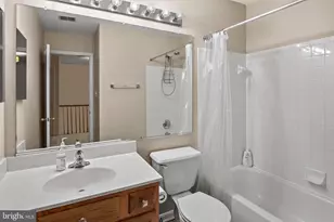 2720 Summers Ridge Dr, Odenton, MD 21113 - Photo 24