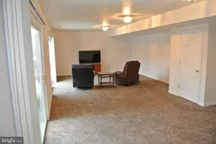 401 Amberly Ridge Ln, Crownsville, MD 21032 - Photo 36