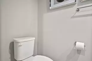 171 Woodgate Cir, Pasadena, MD 21122 - Photo 10