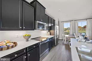 171 Woodgate Cir, Pasadena, MD 21122 - Photo 18