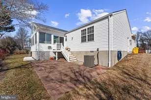 1215 Markham Ln, Pasadena, MD 21122 - Photo 24