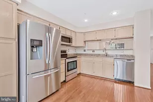 7951 Heather Mist Dr, Severn, MD 21144 - Photo 2