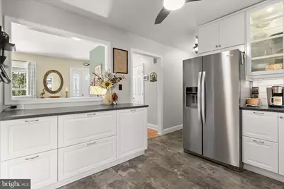 604 231st Street, Pasadena, MD 21122 - Photo 4