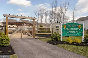 7649 Timbercross Ln, Glen Burnie, MD 21060 - Photo 40