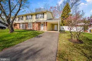 704 Chapelview Dr, Odenton, MD 21113 - Photo 2