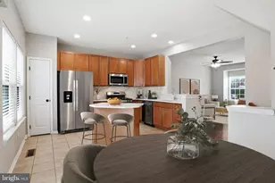 944 Hopkins Cor, Glen Burnie, MD 21060 - Photo 10