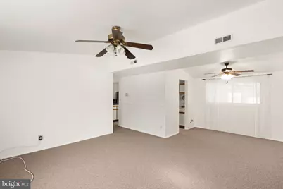 208 Gloucester Drive, Glen Burnie, MD 21061 - Photo 4