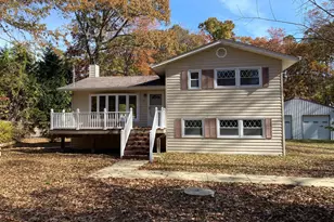 59 Lake Shore Dr, Pasadena, MD 21122 - Photo 2