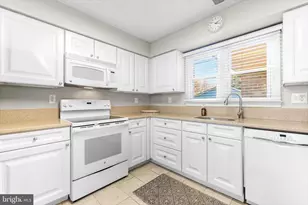 2568 Forest Knoll, Annapolis, MD 21401 - Photo 28