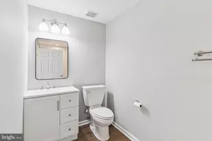 699 Winding Stream Way, Odenton, MD 21113 - Photo 6