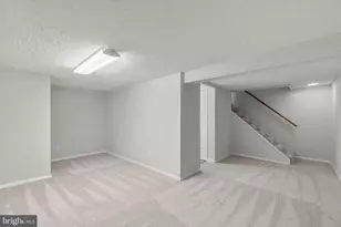 392 West Ct, Glen Burnie, MD 21061 - Photo 38