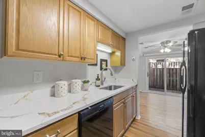 392 West Court #2B, Glen Burnie, MD 21061 - Photo 22