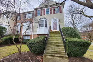 1903 Pawlet Dr, Crofton, MD 21114 - Photo 2