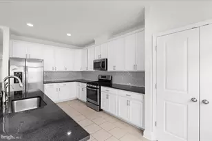 1704 Fieldstone Ct, Hanover, MD 21076 - Photo 16