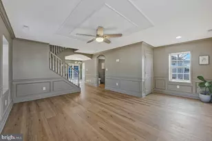 941 8th St, Pasadena, MD 21122 - Photo 6