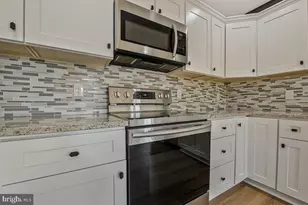 941 8th St, Pasadena, MD 21122 - Photo 12