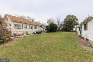 17 2nd Ave, Brooklyn, MD 21225 - Photo 2