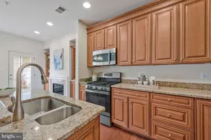 32 Boucher Pl, Annapolis, MD 21403 - Photo 12