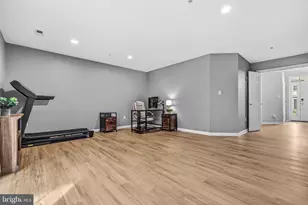 832 Patuxent Run Cir, Odenton, MD 21113 - Photo 24