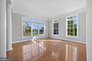 7702 Hennepin Ct, Hanover, MD 21076 - Photo 2