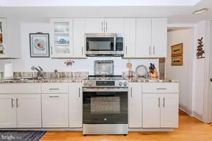 1838 Lindamoor Dr, Annapolis, MD 21401 - Photo 10