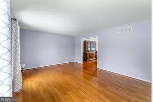 8009 Frontier Dr, Severn, MD 21144 - Photo 6