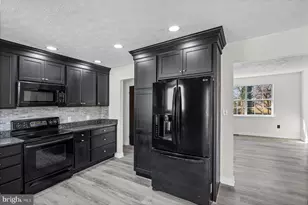 237 Poplar Ave, Glen Burnie, MD 21061 - Photo 16