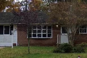 669 Cedar Dr, Pasadena, MD 21122 - Photo 1