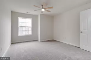 306 Blue Water Ct, Glen Burnie, MD 21060 - Photo 40