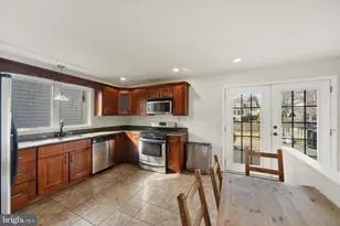 404 Homewood, Linthicum Heights, MD 21090 - Photo 8