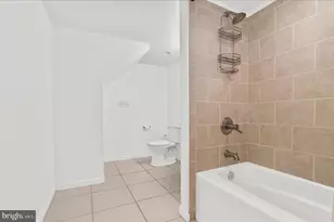 1322 Meadowvale Rd, Glen Burnie, MD 21060 - Photo 32