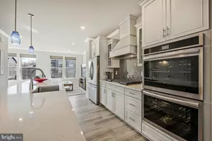 309 Lentic Ln, Laurel, MD 20724 - Photo 4