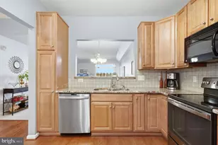 8609 Wintergreen Ct, Odenton, MD 21113 - Photo 12