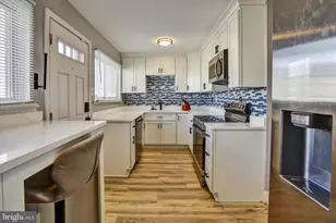 63 Town Pines Ct, Annapolis, MD 21401 - Photo 10