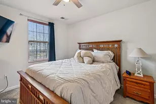 821 Croggan Cres, Glen Burnie, MD 21060 - Photo 14