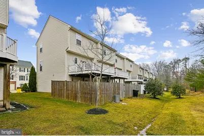 821 Croggan Crescent, Glen Burnie, MD 21060 - Photo 32