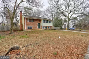 225 Pennsylvania Ave, Pasadena, MD 21122 - Photo 2