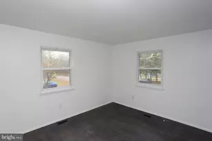 225 Pennsylvania Ave, Pasadena, MD 21122 - Photo 24