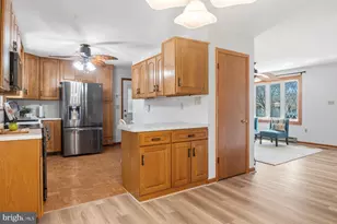 2164 Springdale Rd, Pasadena, MD 21122 - Photo 8