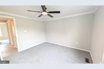 546 Dahlgreen Road, Glen Burnie, MD 21061 - Photo 12