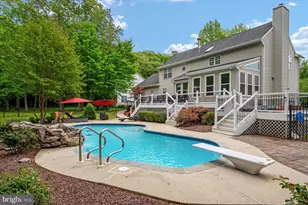 1702 Beards Creek Ct, Davidsonville, MD 21035 - Photo 2