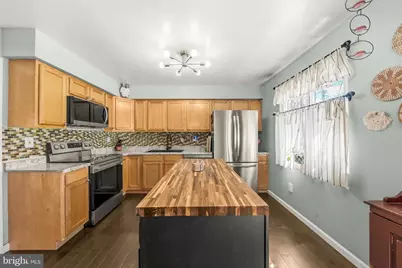 7710 Suitt Drive, Pasadena, MD 21122 - Photo 6