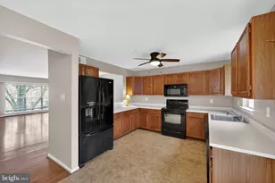 2505 Ambling Cir, Crofton, MD 21114 - Photo 8