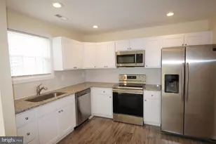 1656 Woodtree Ct E, Annapolis, MD 21409 - Photo 4