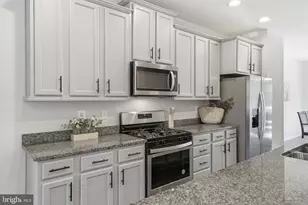 8219 Hollow Ct, Severn, MD 21144 - Photo 10