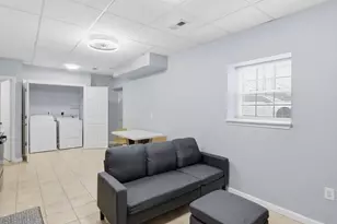 8147 Hog Neck Rd, Pasadena, MD 21122 - Photo 4