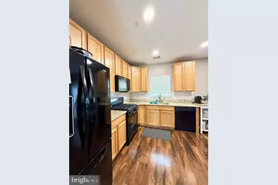 718 Heather Stone Loop #21, Glen Burnie, MD 21061 - Photo 6